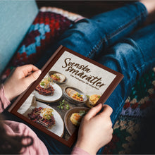 Ladda upp bild till gallerivisning, Svenska Smårätter - från fredagsmys till mingelfest. Inbunden.